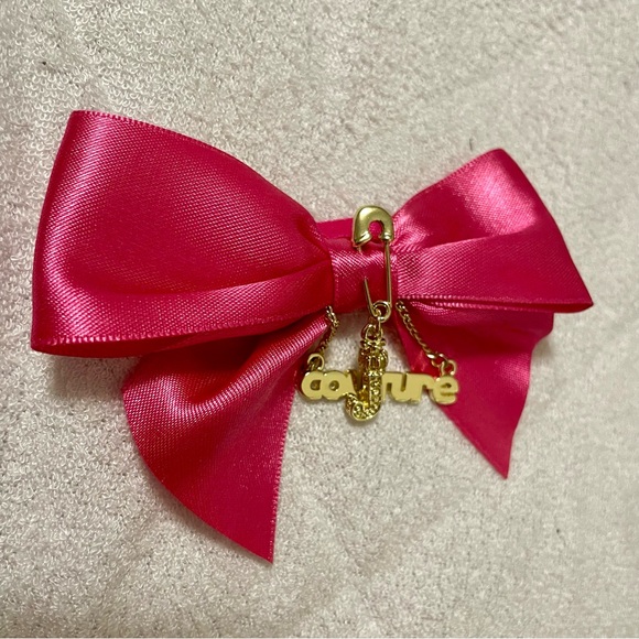 Juicy Couture Pink Bow & Gold Charms - Picture 4 of 11